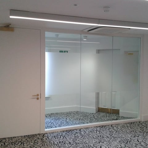 SYSTEMGLAS® Ligna provides assured fire safety for prestigious bilingual school