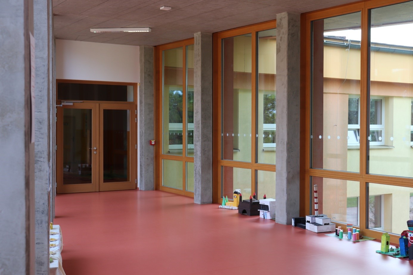 Fire resistant glazing for schools and nurseries 